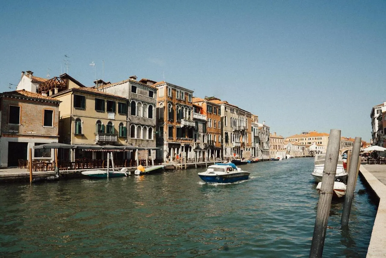 Casa Virginia Direct At The Canal Cannaregio With Own Roof Terrace Venezia 0*,